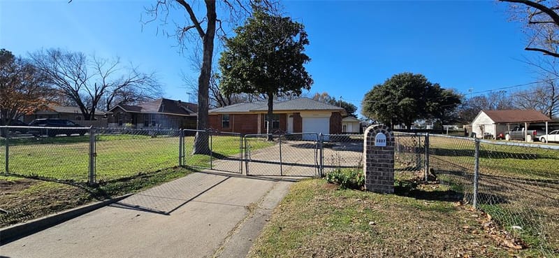 1007 Pleasant Drive, Dallas TX 75217 - Photo 27