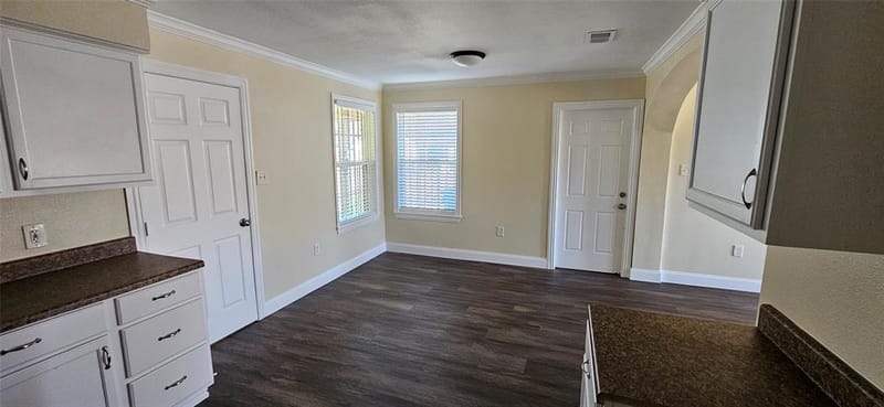 1007 Pleasant Drive, Dallas TX 75217 - Photo 6