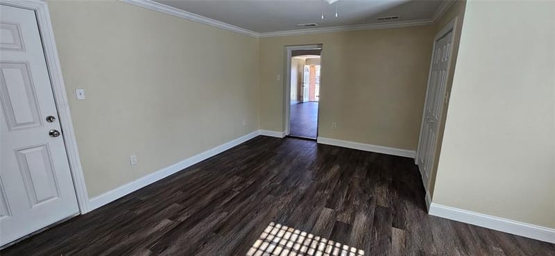 1007 Pleasant Drive, Dallas TX 75217 - Photo 17