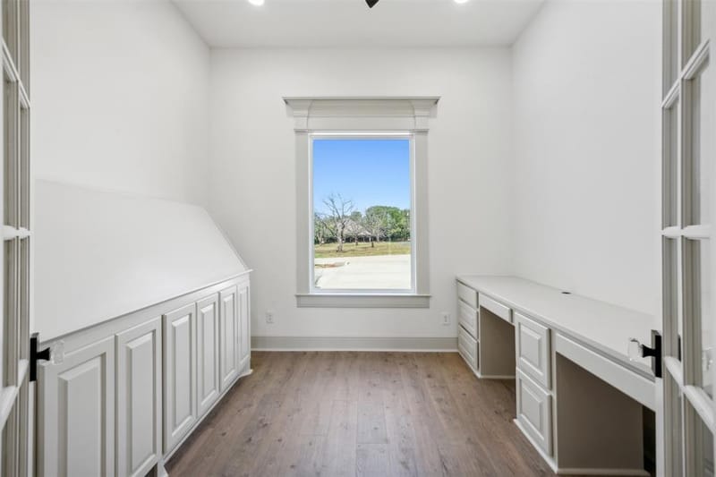 2409 Candlestick Drive, Granbury TX 76049 - Photo 17