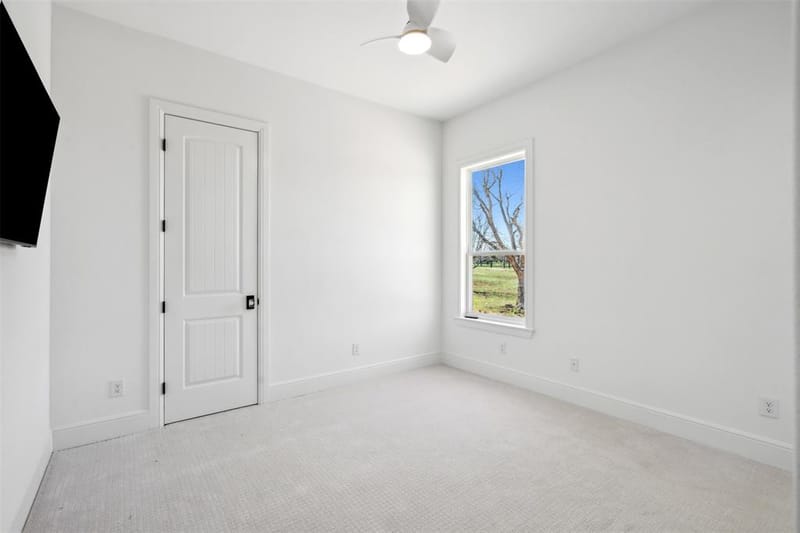 2409 Candlestick Drive, Granbury TX 76049 - Photo 18