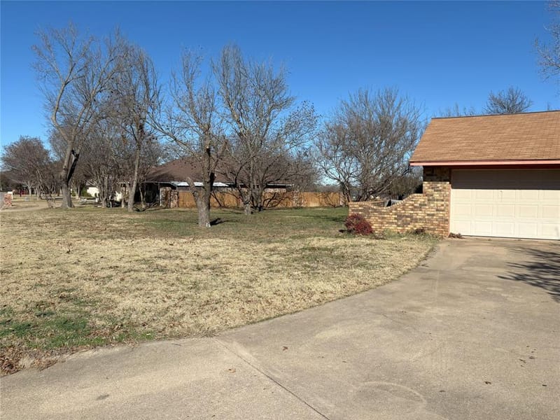 1405 N Prairie Wind Boulevard, Stephenville TX 76401 - Photo 17