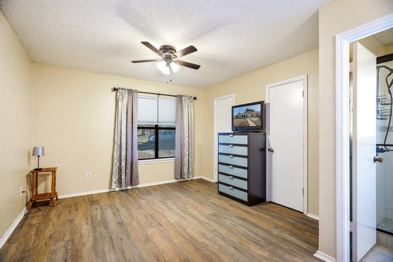 802 Blessing Creek Drive, Euless TX 76039 - Photo 16