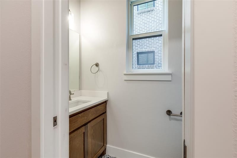 7106 Granada Place, Dallas TX 75223 - Photo 32