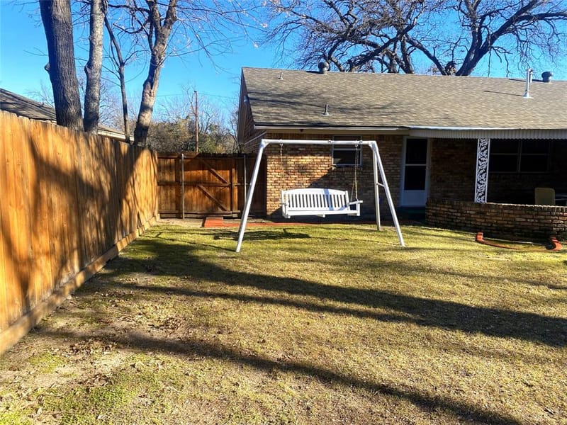 1136 E Five Mile Parkway, Dallas TX 75216 - Photo 20