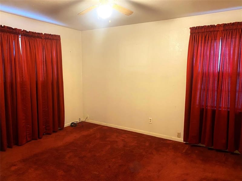 1136 E Five Mile Parkway, Dallas TX 75216 - Photo 14