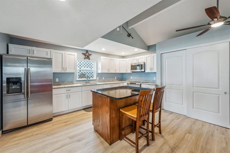 1662 Rogers Road, Newark TX 76071 - Photo 18