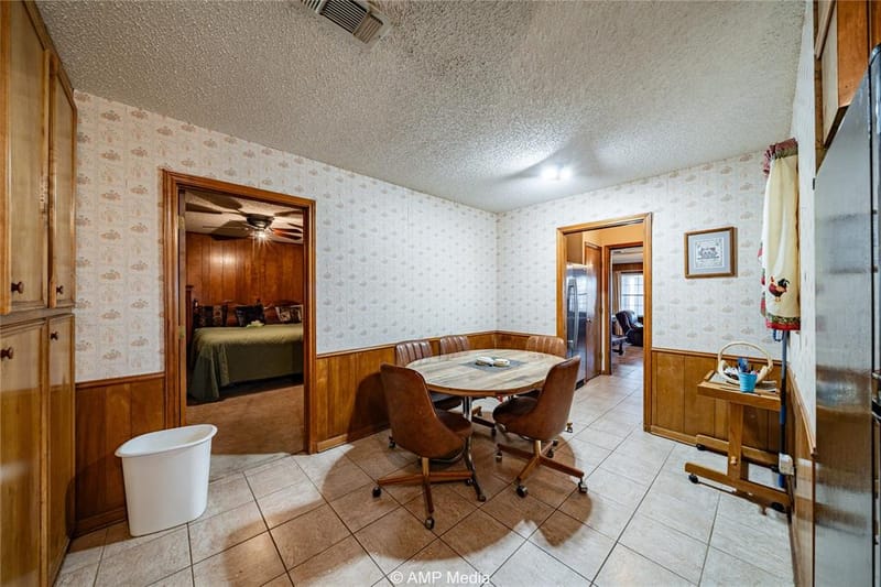 1992 Sand Flat Road, Jacksboro TX 76458 - Photo 27