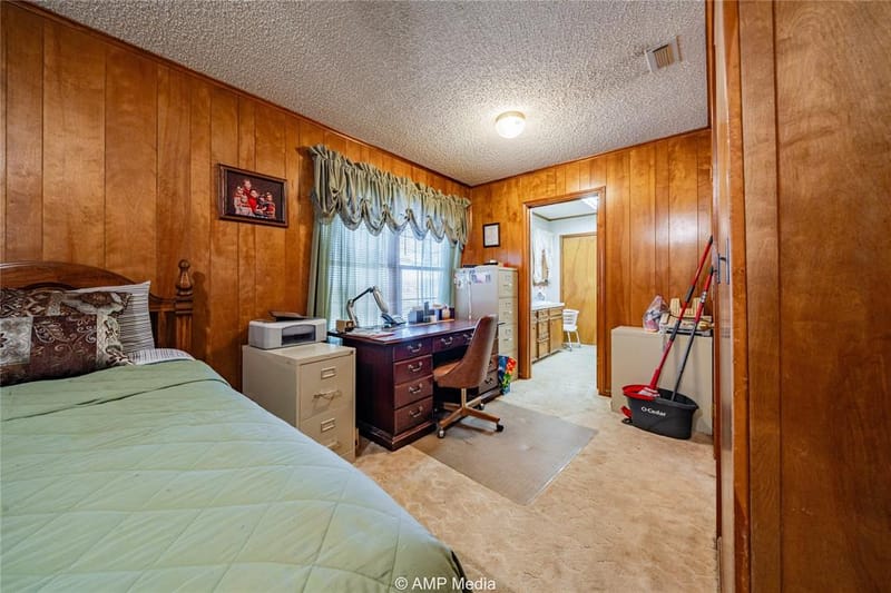 1992 Sand Flat Road, Jacksboro TX 76458 - Photo 31