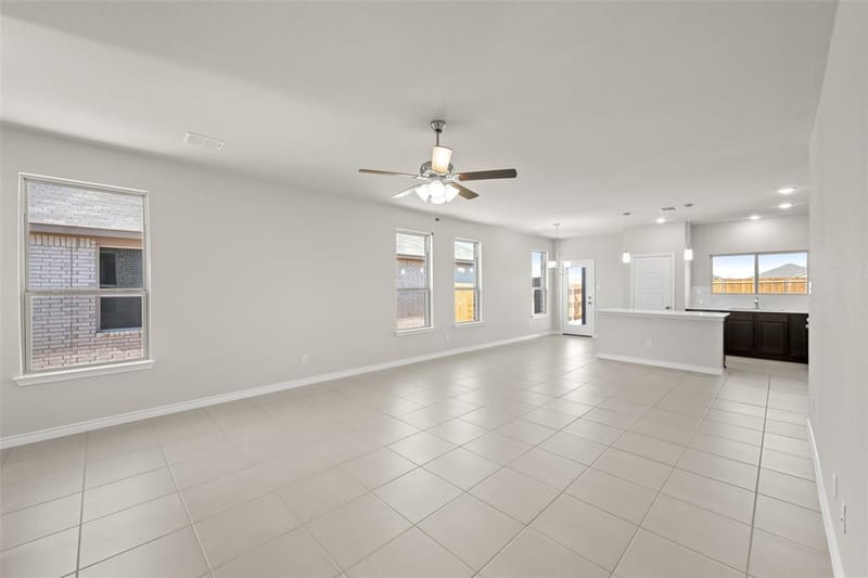 1902 Cheyenne Drive, Cleburne TX 76033 - Photo 5