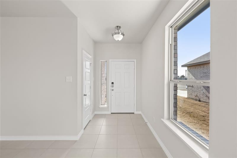 1902 Cheyenne Drive, Cleburne TX 76033 - Photo 4