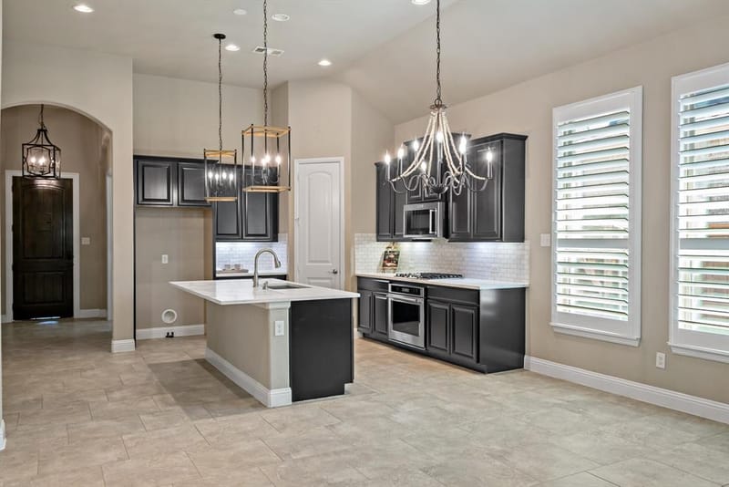 7909 Fossil Creek Trail, McKinney TX 75071 - Photo 9