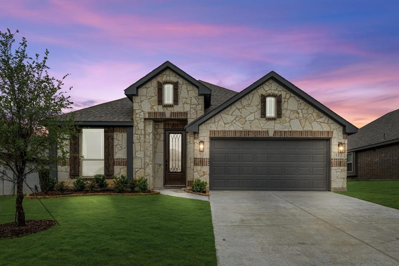 112 Woodlands Way, Balch Springs TX 75181 - Photo 2