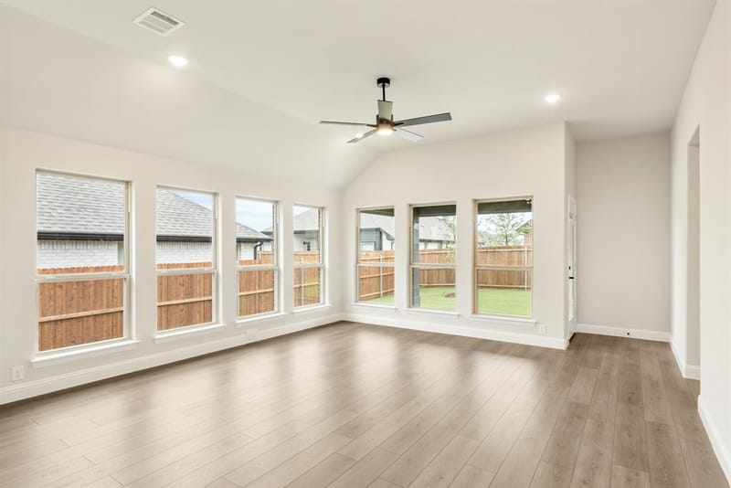 112 Woodlands Way, Balch Springs TX 75181 - Photo 14