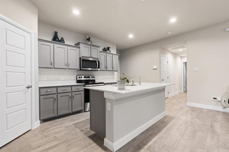 728 Breckenridge park Drive, Alvarado TX 76009 - Photo 8