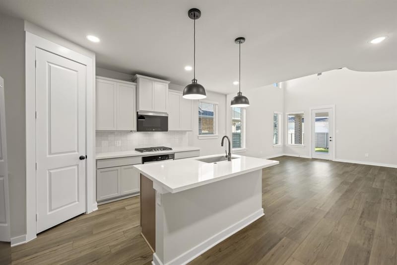 8776 Treeline Pathway, Justin TX 76247 - Photo 5