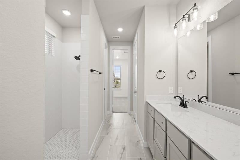 8776 Treeline Pathway, Justin TX 76247 - Photo 15