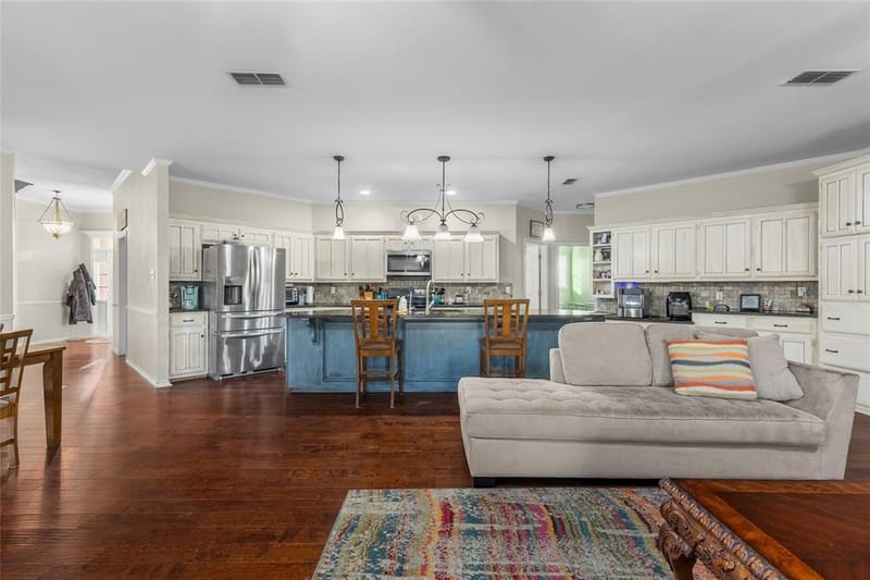 302 Briarwood Lane, Sulphur Springs TX 75482 - Photo 8