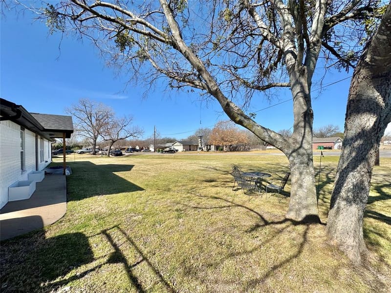 704 Shady Grove Court, Granbury TX 76049 - Photo 24