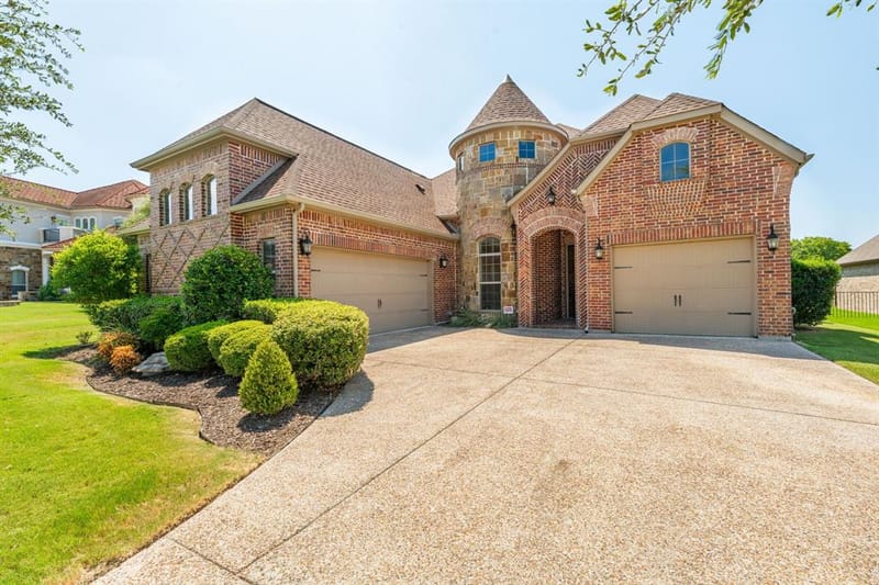 6055 The Resort Boulevard, Fort Worth TX 76179 - Photo 2