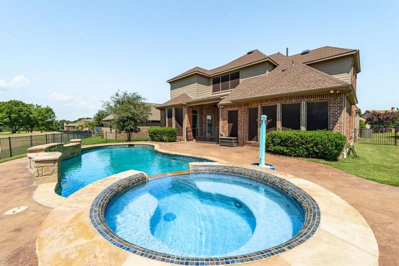 6055 The Resort Boulevard, Fort Worth TX 76179 - Photo 3