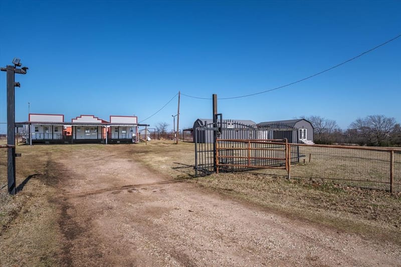 622 Vz County Road 3424, Wills Point TX 75169 - Photo 2