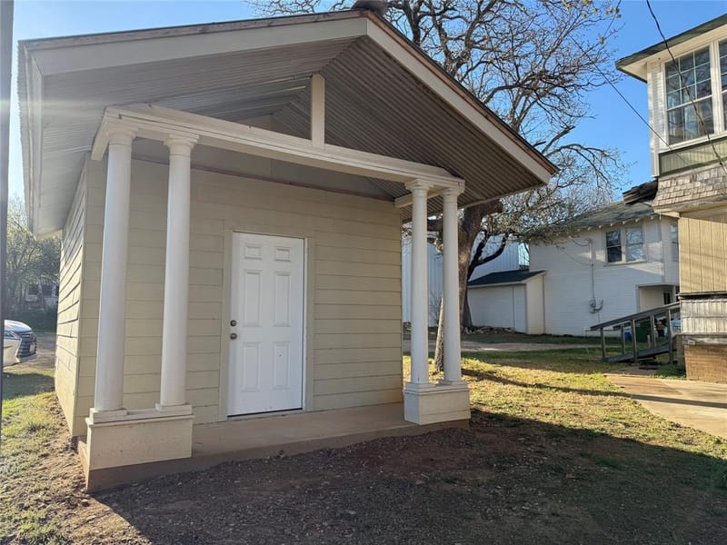 207 NW 4th Avenue, Mineral Wells TX 76067 - Photo 23