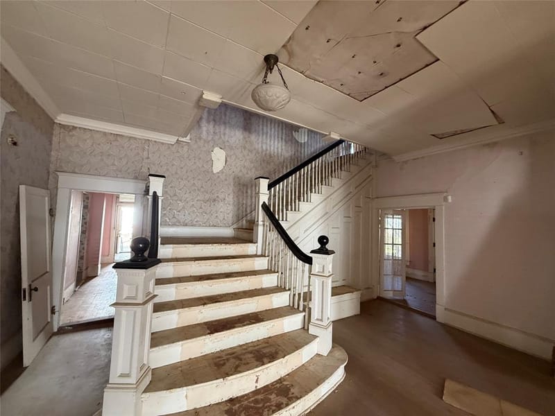 207 NW 4th Avenue, Mineral Wells TX 76067 - Photo 5