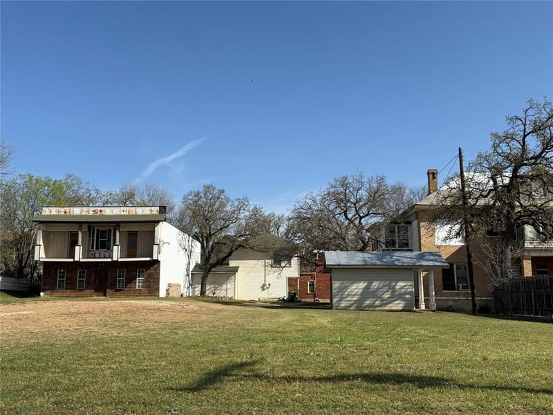 207 NW 4th Avenue, Mineral Wells TX 76067 - Photo 24