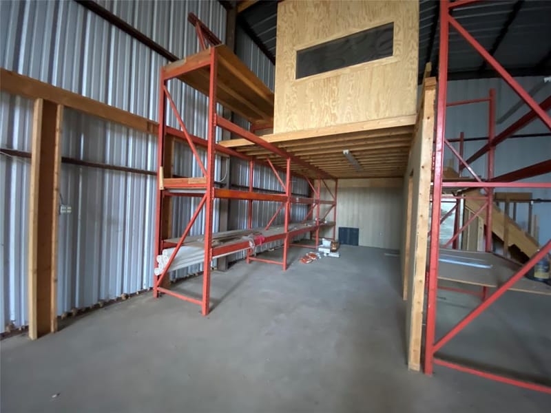207 NW 4th Avenue, Mineral Wells TX 76067 - Photo 38