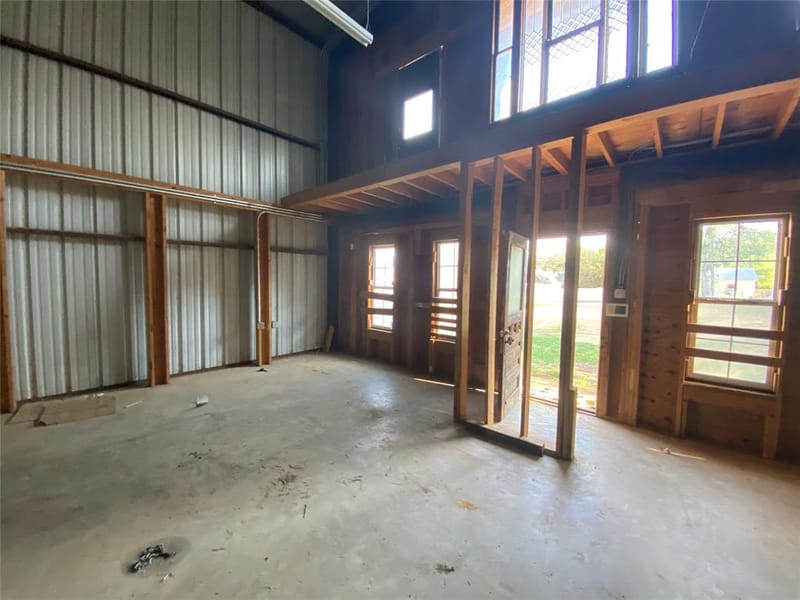 207 NW 4th Avenue, Mineral Wells TX 76067 - Photo 40