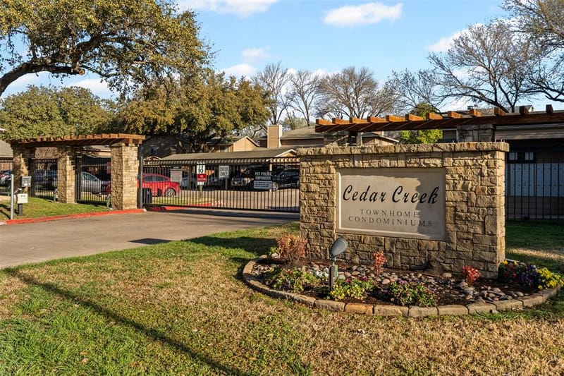 5743 Cedar Creek, Benbrook TX 76109
