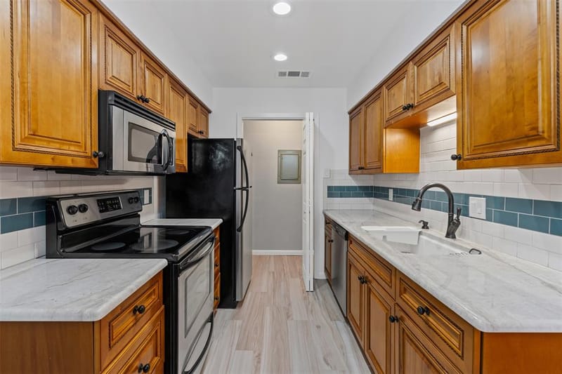 5743 Cedar Creek, Benbrook TX 76109 - Photo 8