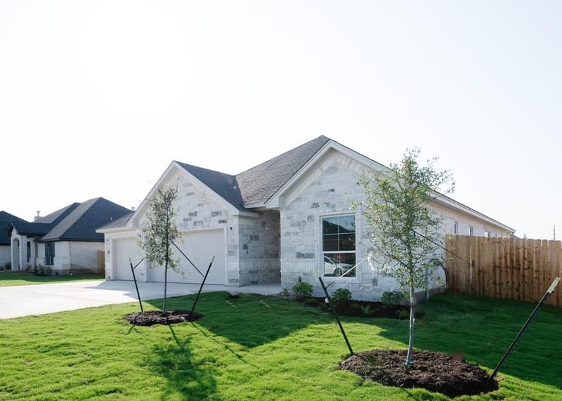 816 Secretariat Drive, Hewitt TX 76643 - Photo 32