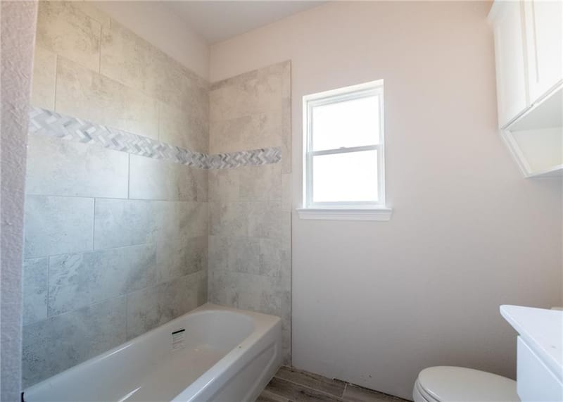 816 Secretariat Drive, Hewitt TX 76643 - Photo 8