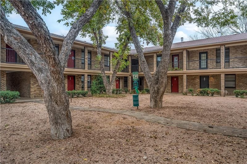 1421 S 12th Street # 106, Waco TX 76706 - Photo 18