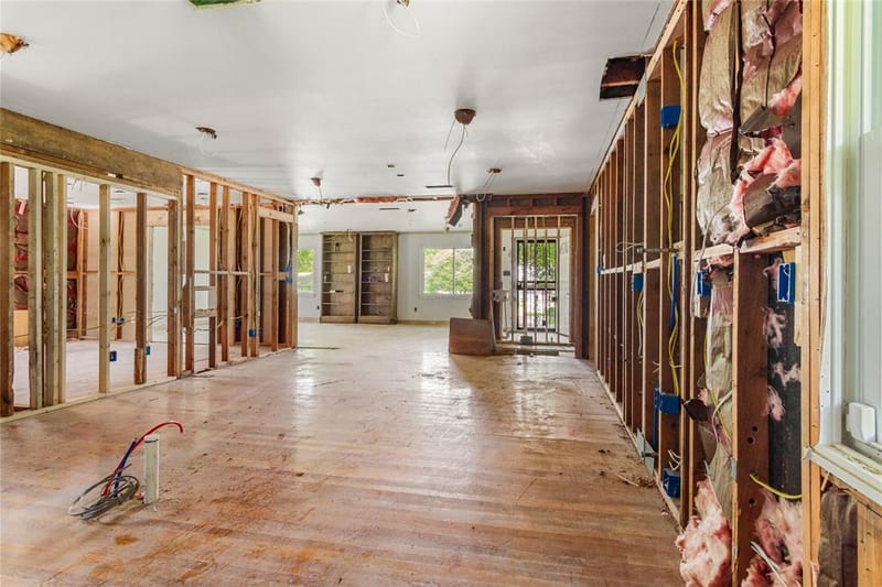 2300 Starr Drive, Waco TX 76710 - Photo 9