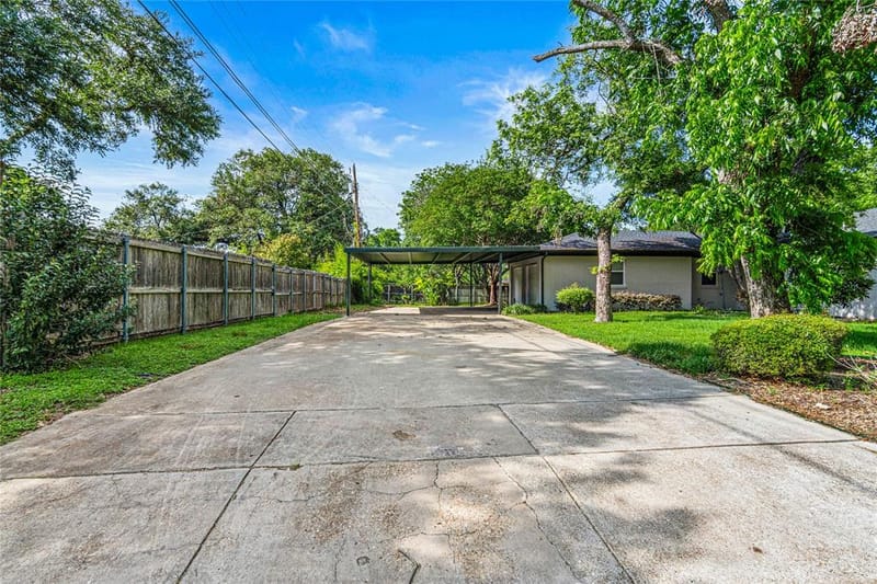 2300 Starr Drive, Waco TX 76710 - Photo 33
