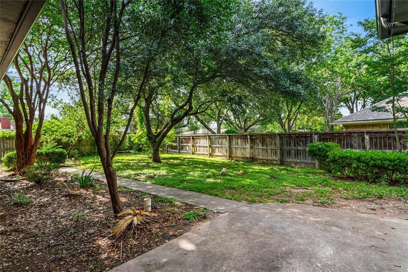 2300 Starr Drive, Waco TX 76710 - Photo 31