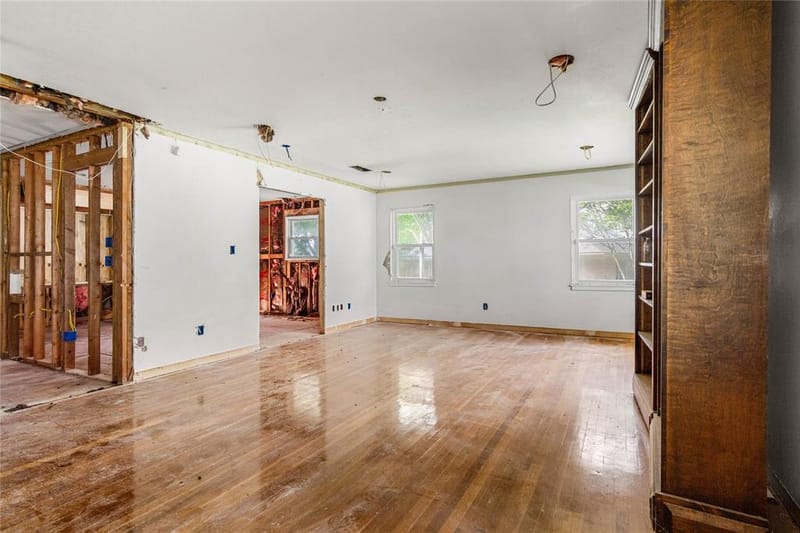 2300 Starr Drive, Waco TX 76710 - Photo 4