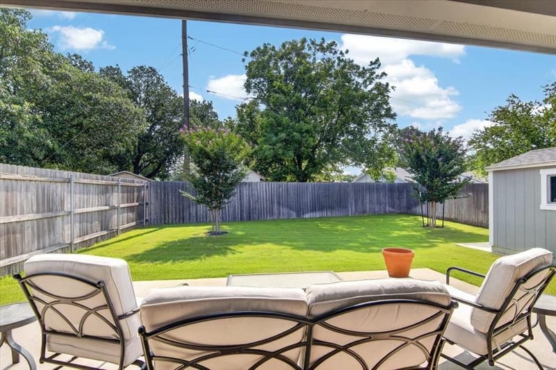 422 Travis Drive, McGregor TX 76657 - Photo 24