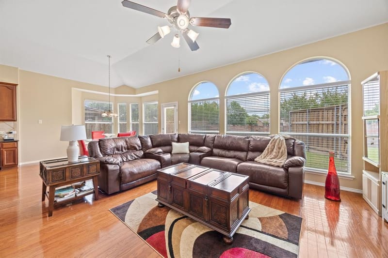 1192 Oak Hill Lane, Murphy TX 75094 - Photo 7