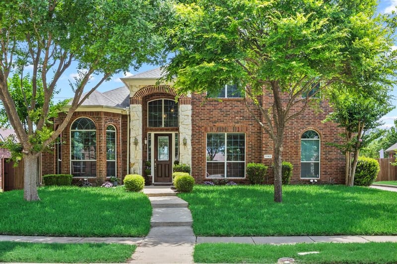 1192 Oak Hill Lane, Murphy TX 75094