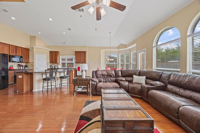 1192 Oak Hill Lane, Murphy TX 75094 - Photo 5