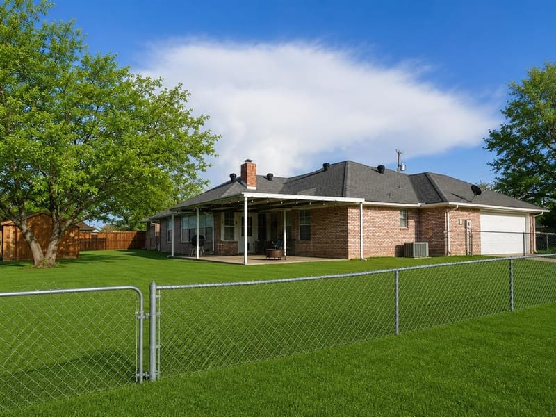 606 W Mulberry Street, Decatur TX 76234 - Photo 18