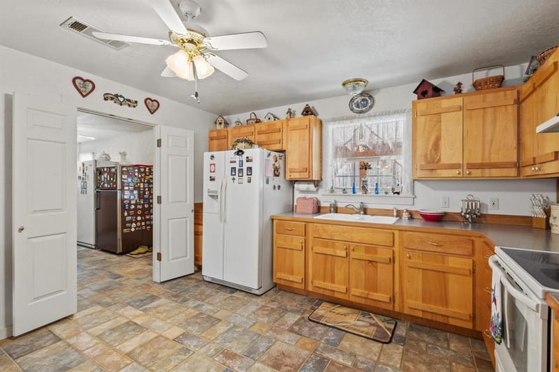1393 County Road 2250, Ivanhoe TX 75447 - Photo 11