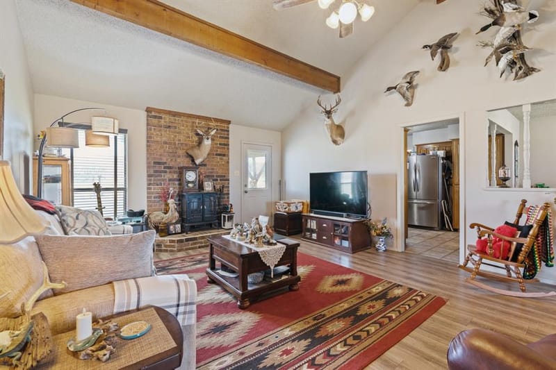 1133 County Road 426, Cleburne TX 76031 - Photo 23