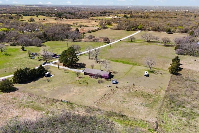 1133 County Road 426, Cleburne TX 76031 - Photo 7