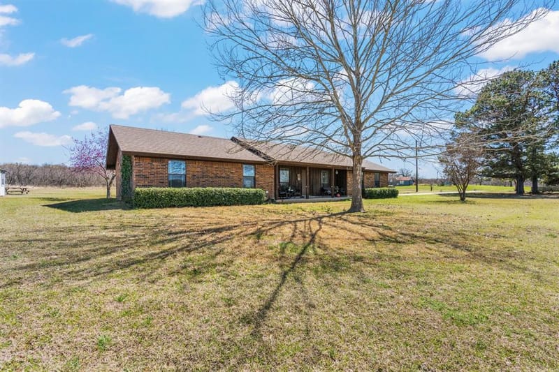 1133 County Road 426, Cleburne TX 76031 - Photo 11