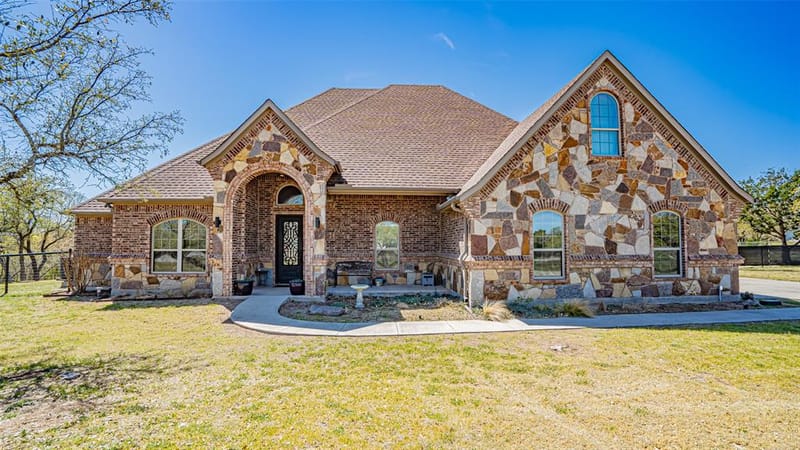 114 Woodlot Lane, Azle TX 76020 - Photo 6